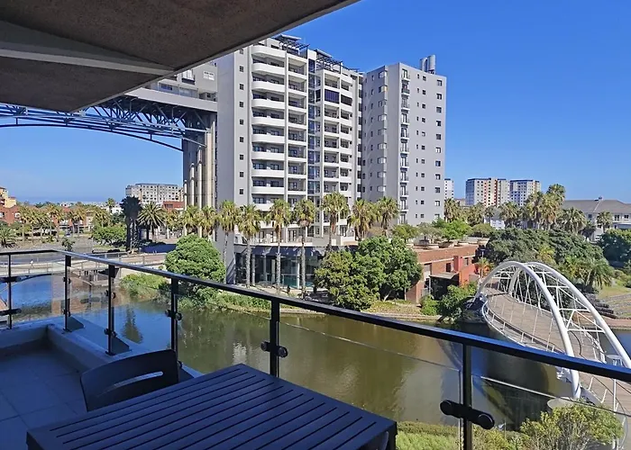Waters Edge Luxury Apartment Century City