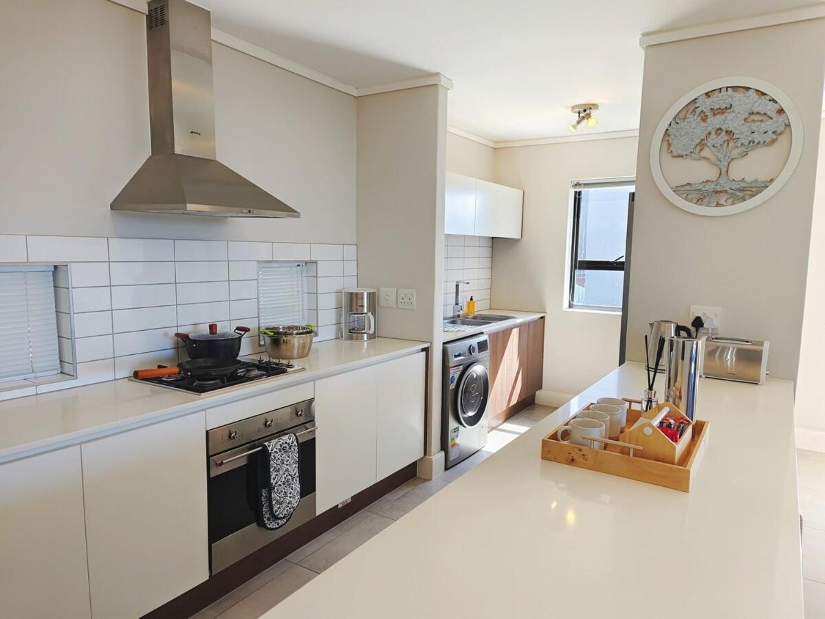 Waters Edge Luxury Century * Cape Town